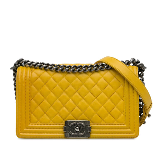 Chanel Medium Calfskin Boy Flap (SHG-vhLQuD) Crossbody