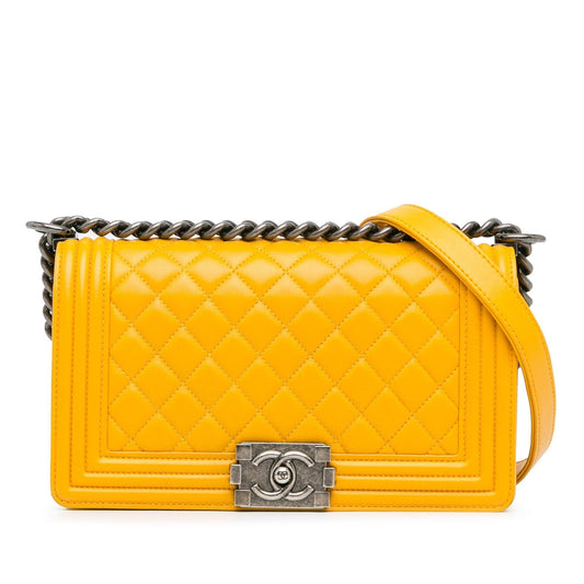 Chanel Medium Lambskin Boy Flap (SHG-k3eNsN) Crossbody