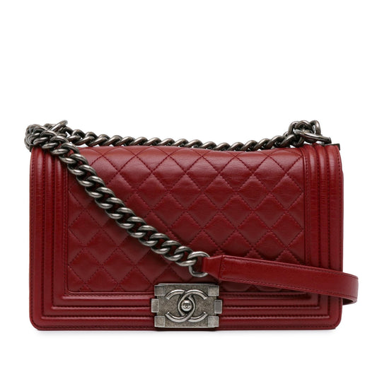 Chanel Medium Lambskin Boy Flap (SHG-29gpyo) Crossbody