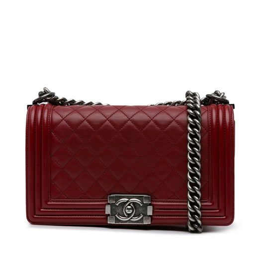 Chanel Medium Lambskin Boy Flap (SHG-xqrGFO) Crossbody