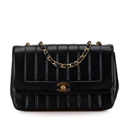 Chanel Medium Lambskin Vertical Border Flap (SHG-t5P50W) Crossbody