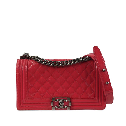 Chanel Medium Patent Boy Flap (SHG-Q9F2oG) Crossbody