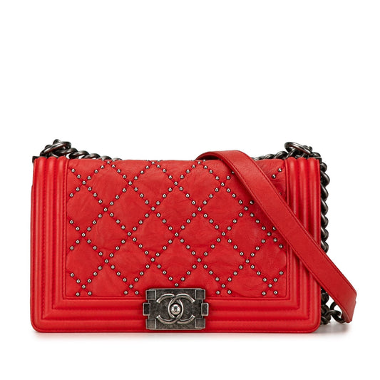 Chanel Medium Studded Crumpled Calfskin Boy Flap (SHG-rqfnOd) Crossbody