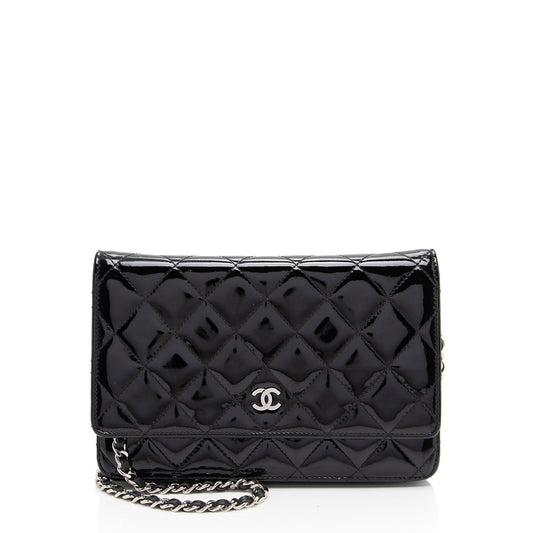 Chanel Patent Leather Classic Wallet on Chain (SHF-sMkM9h) Crossbody