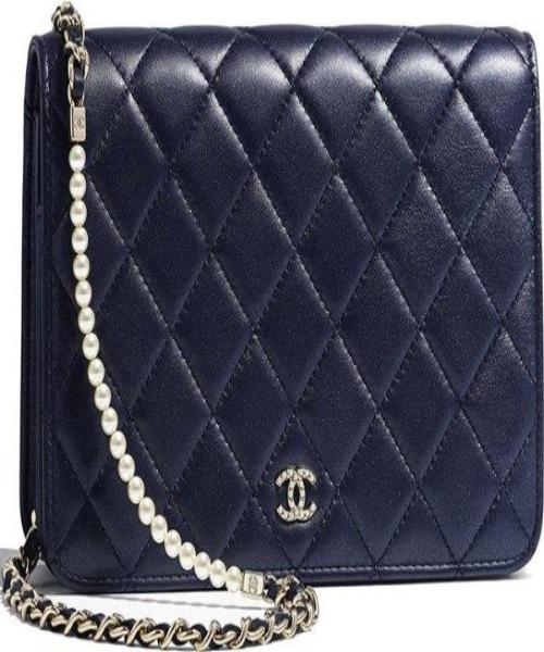 Chanel Wallet On Chain  WOC Quilted Lambskin Dark Blue SiLouis Vuittoner-Toned