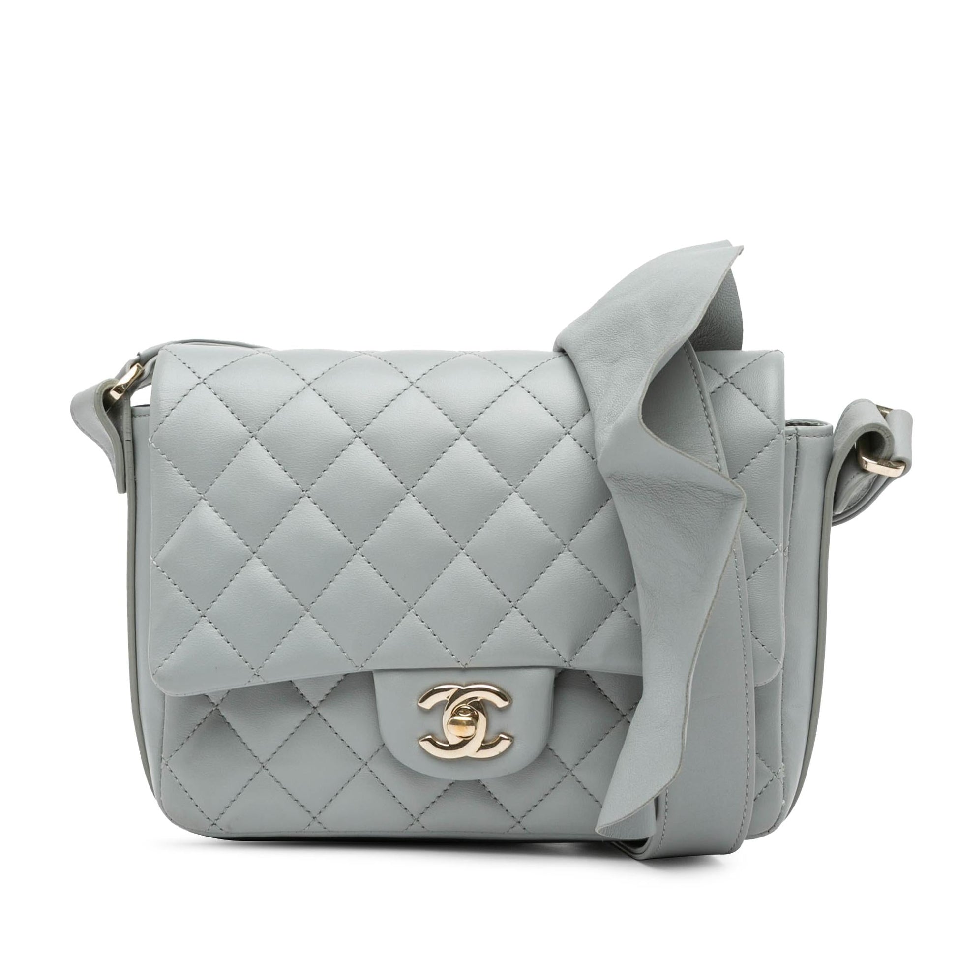 Chanel Quilted Calfskin Bolero de Chanel Flap Crossbody