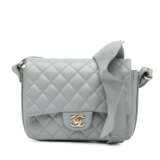 Chanel Quilted Calfskin Bolero de Chanel Flap Crossbody