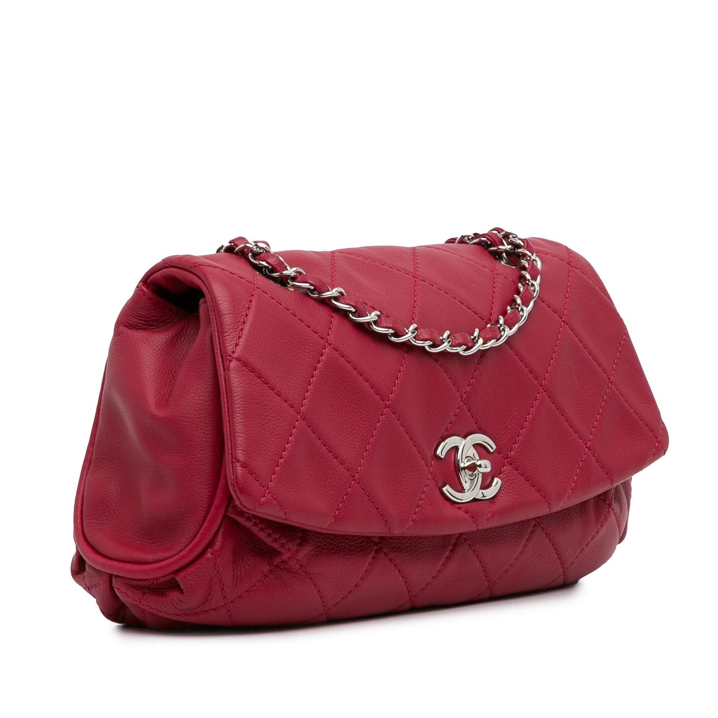 Chanel Quilted Calfskin Curvy Flap (SHG-lSn9g7) Shoulder Bag