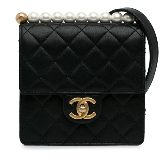 Chanel Small Chic Pearls Flap (SHG-IWZwMr) Crossbody