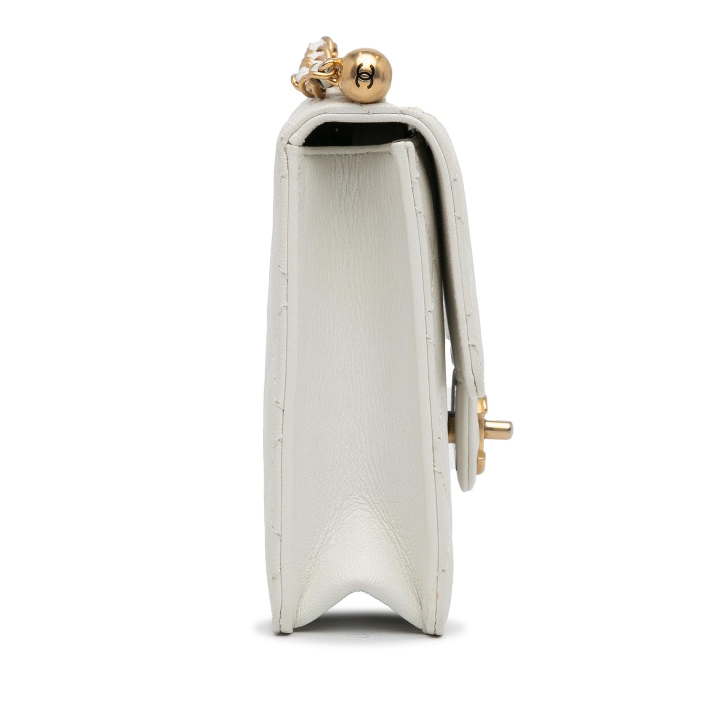 Chanel Small Lambskin Chic Pearls Flap (SHG-YnWZht)