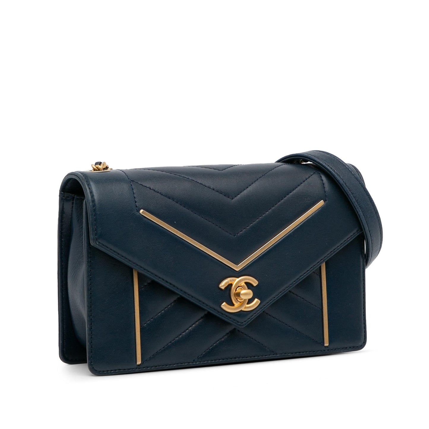 Chanel Small Reversed Chevron Lambskin Flap (SHG-I8TN3a) Crossbody