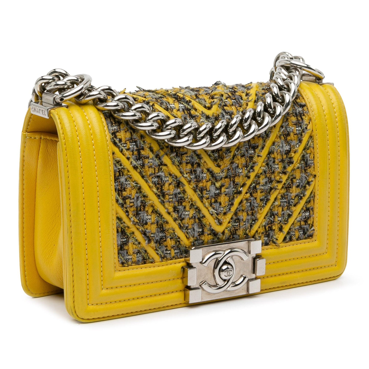 Chanel Small Tweed and Lambskin Chevron Boy Flap (SHG-6vNjyY) Crossbody