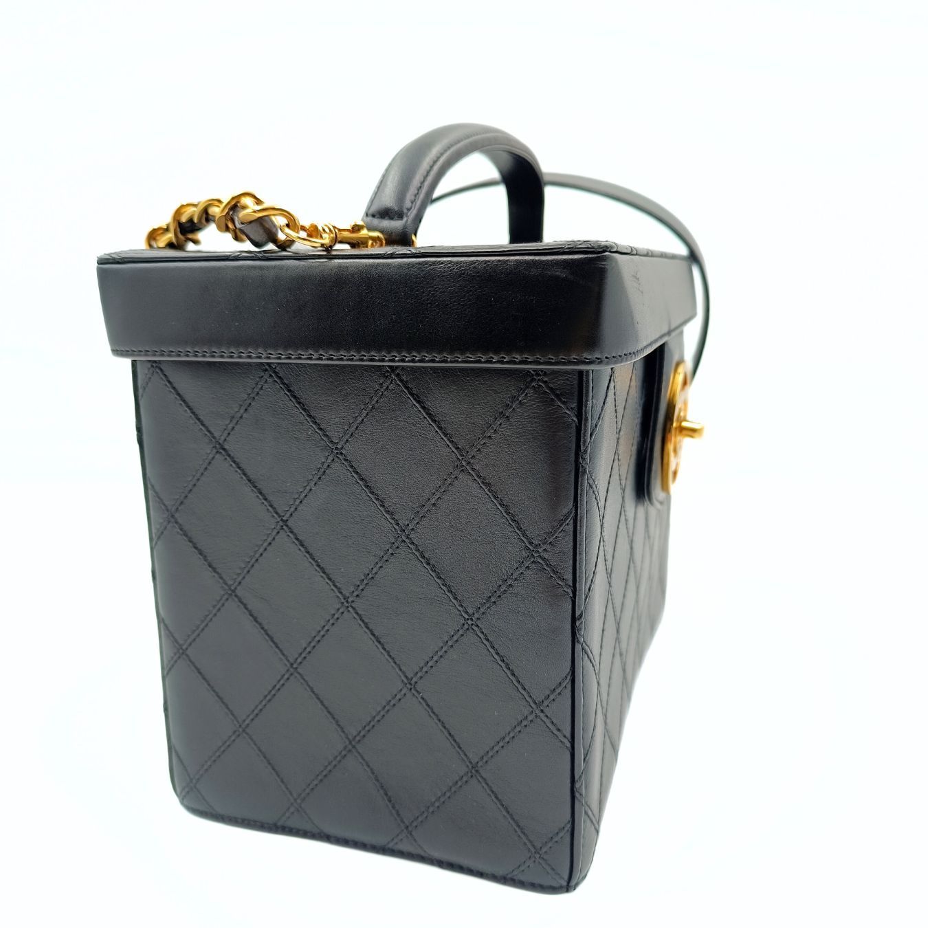 Chanel Handbag - Ewore Bags