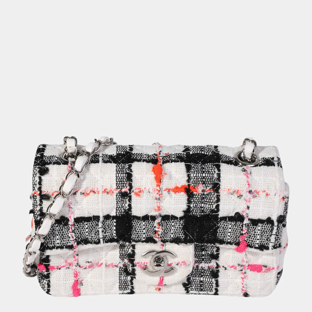 Chanel Classic Flap Shoulder Bag - Ewore Bags