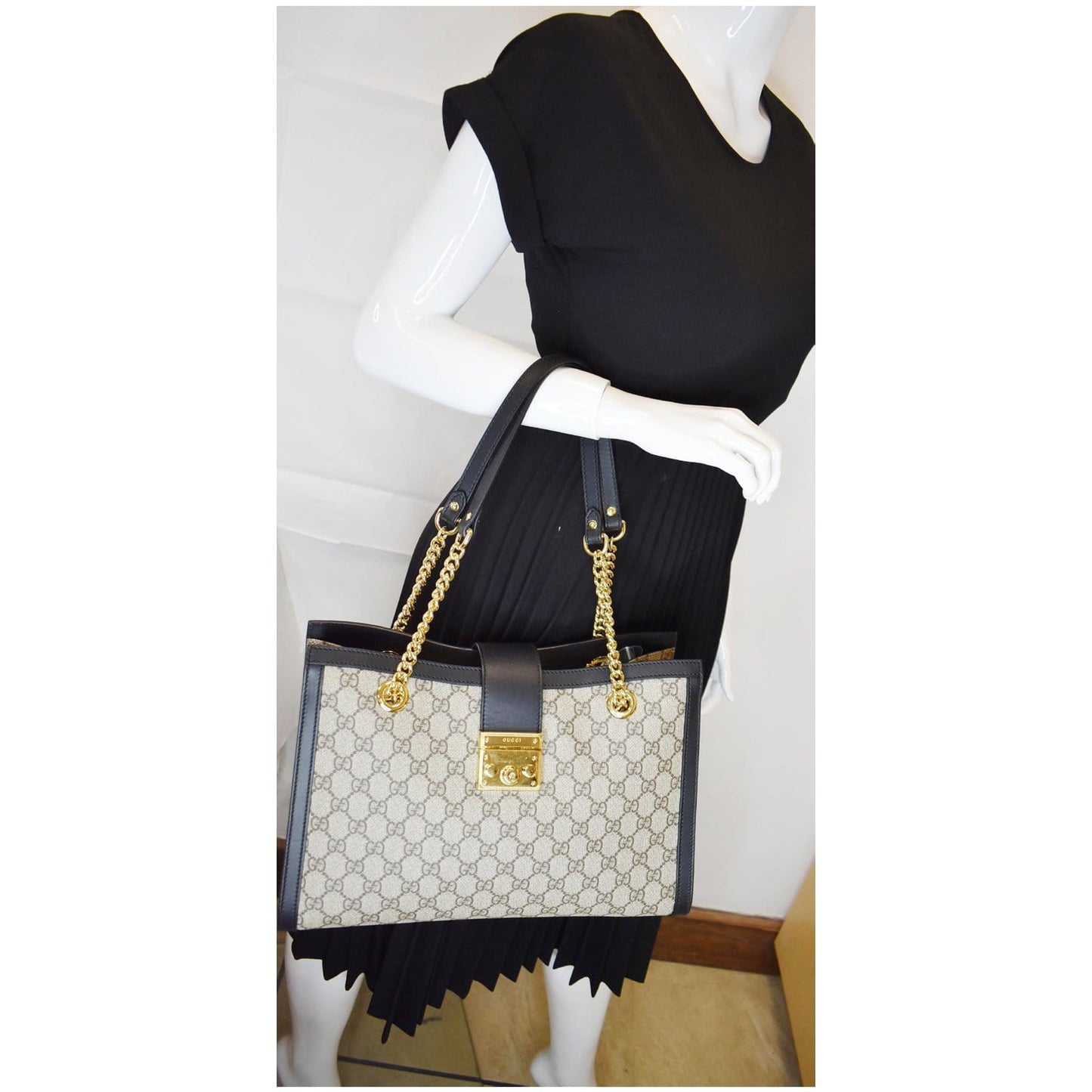 GUCCI Padlock Medium GG Supreme Canvas Shoulder Bag Beige 479197