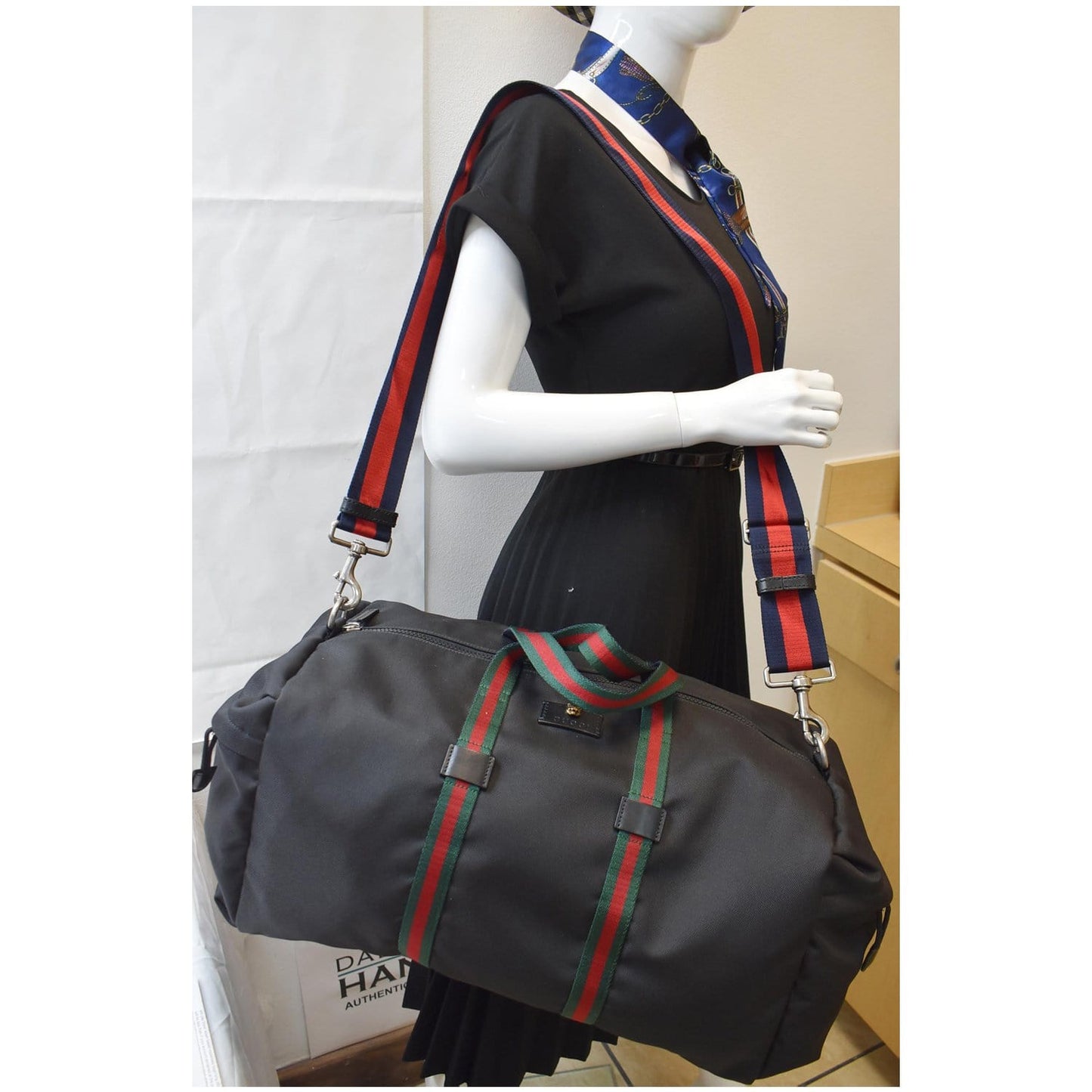 GUCCI Techno Canvas Duffle Travel Bag Black 450983