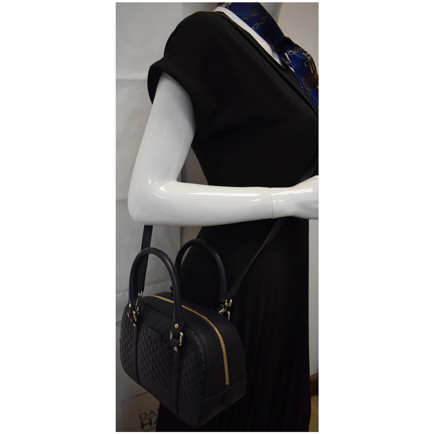 GUCCI Microguccissima Small Leather Crossbody Bag Black 510289