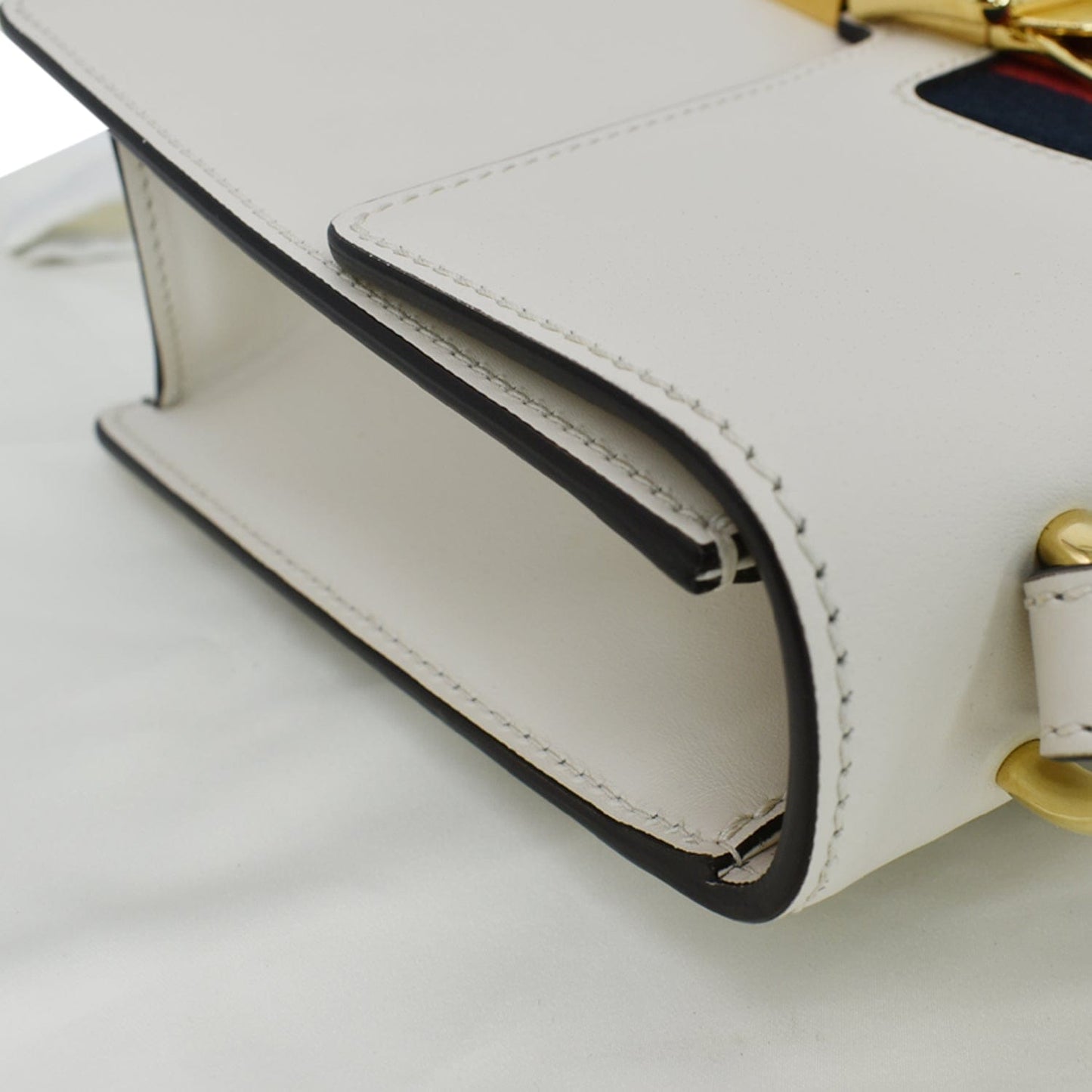 Gucci Sylvie Small Leather Shoulder Bag White 421882