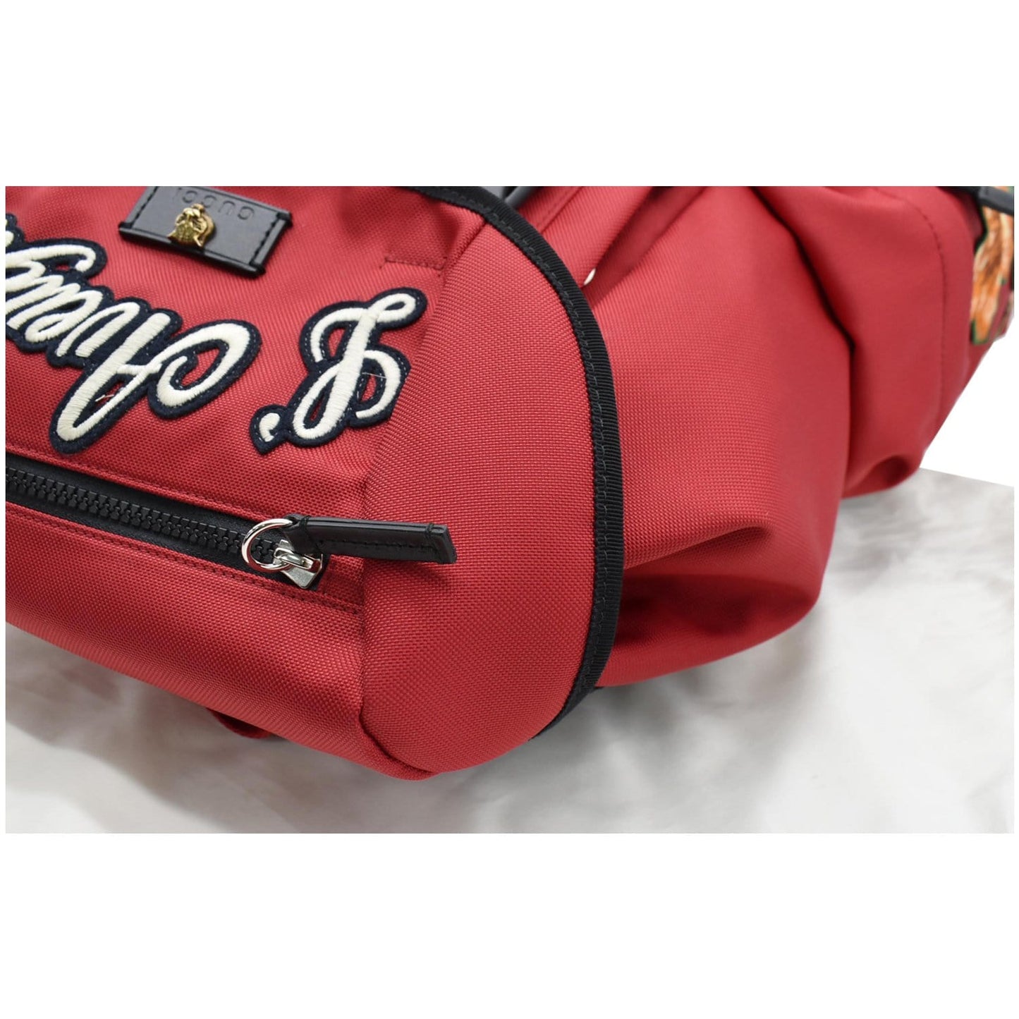GUCCI L'Aveugle Par Amour Embroidered Nylon Double Buckle Backpack Red 429037