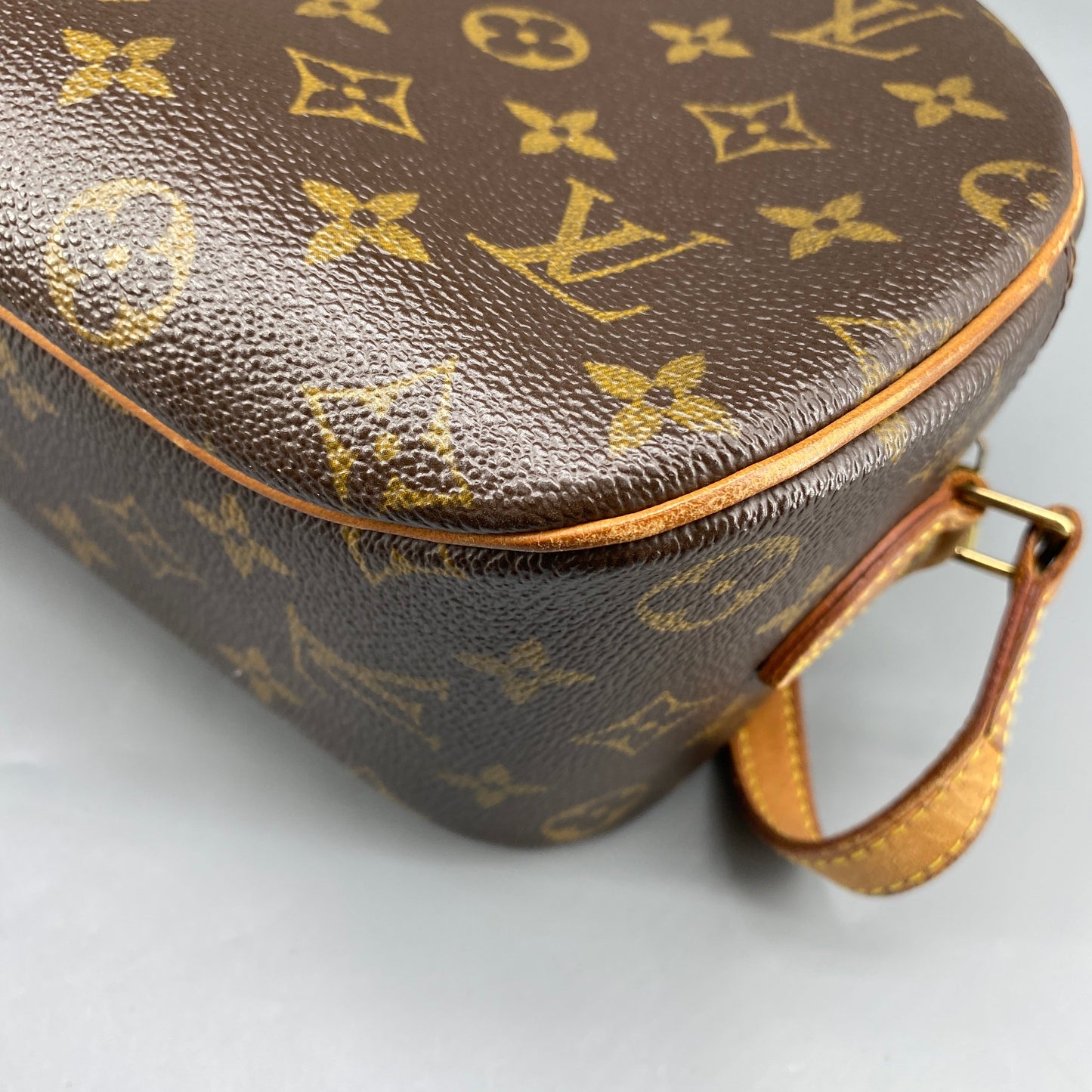 Louis Vuitton Monogram Brown Oval Crossbody Shoulder Bag
