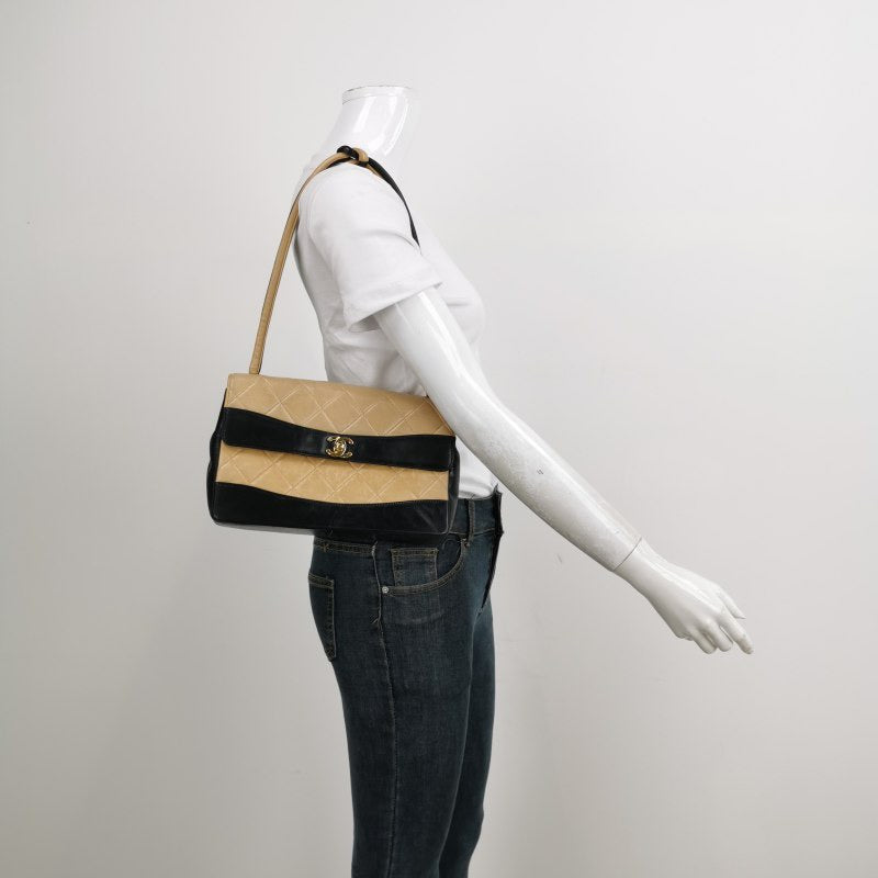 Chanel Matelassé Shoulder Bag - Ewore Bags