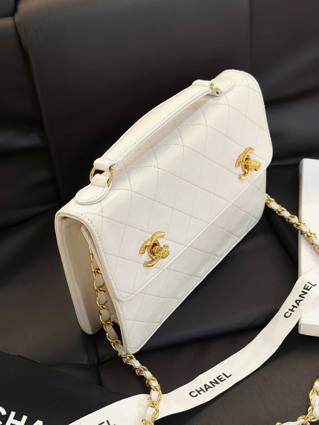 Chanel  Timeless Classic CC Double Turn Lock Bag White
