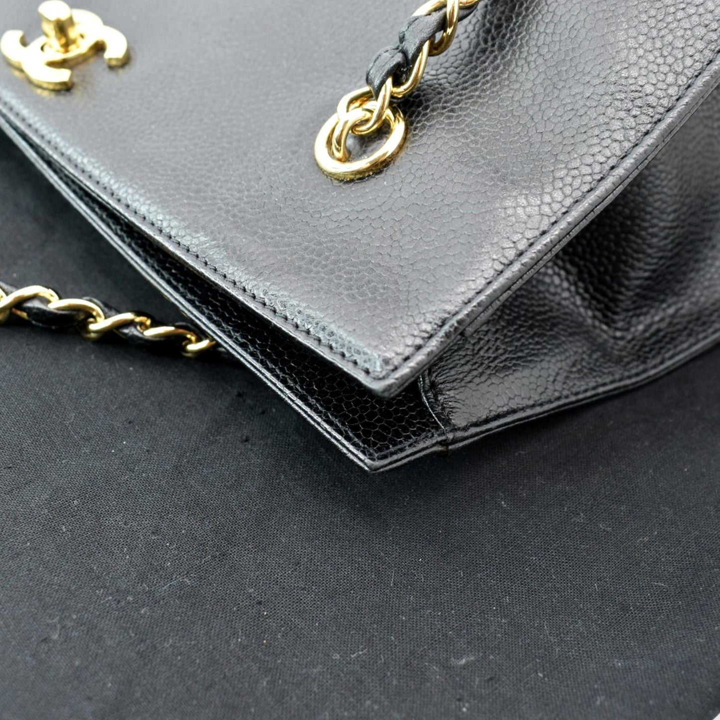 CHANEL  CC Chain Caviar Leather Shopping Tote Bag Black