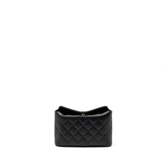 Chanel fold flap vanity clutch with chain caviar black