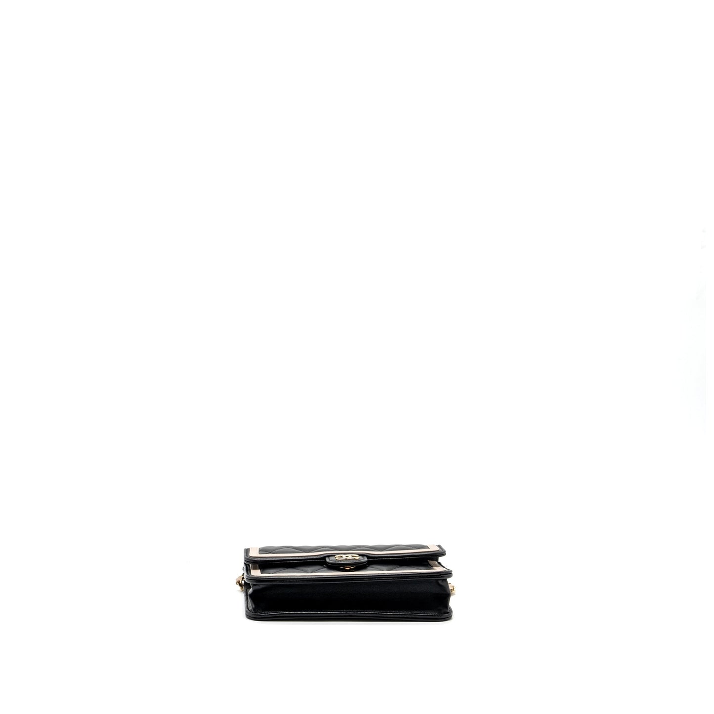 Chanel 23B Flap Phone Holder Lambskin Black/ White L (microchip)