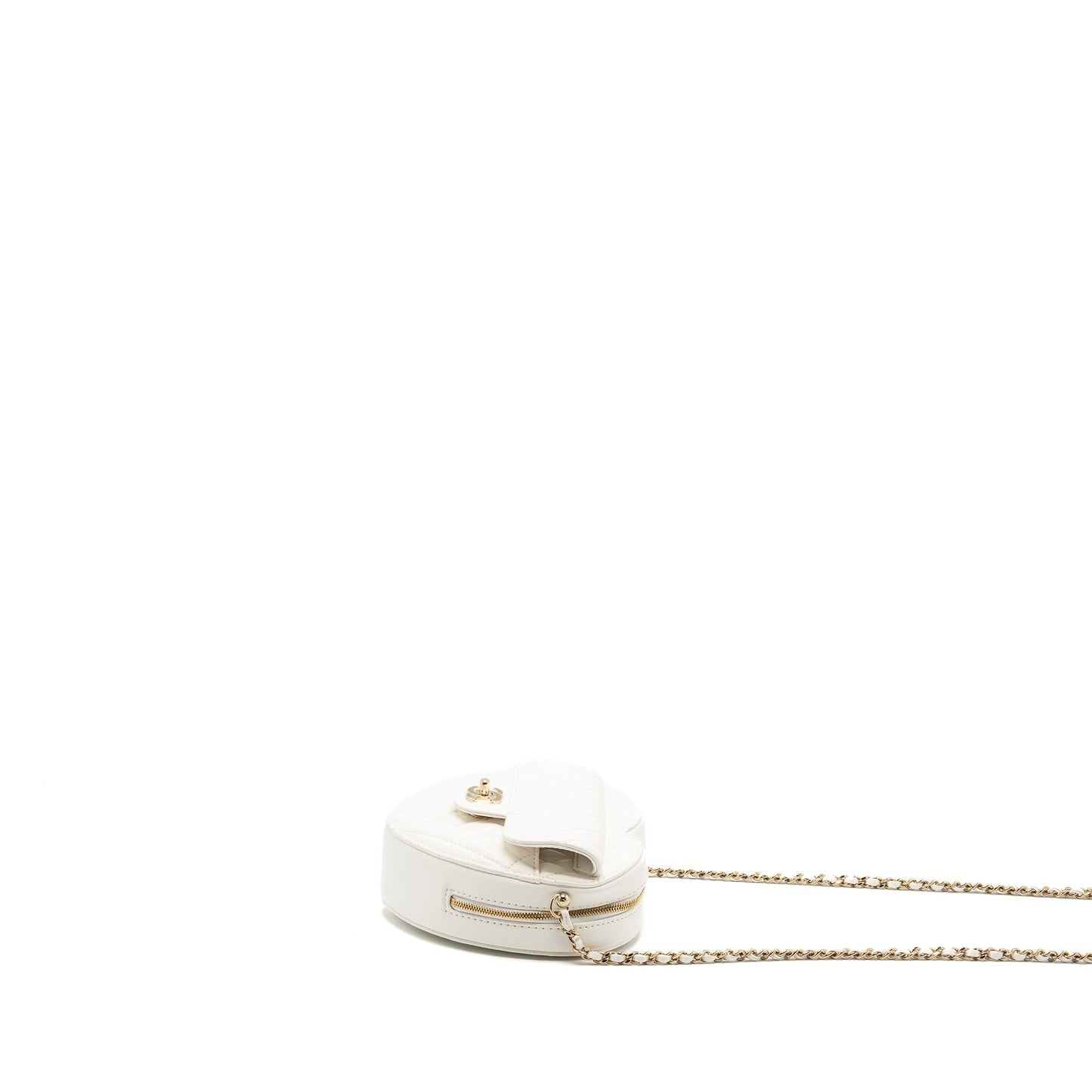 Chanel 22S heart bag lambskin white L (microchip)