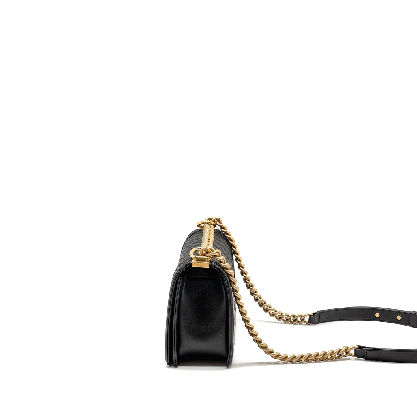 Chanel Medium boy Bag Calfskin Black  (microchip)