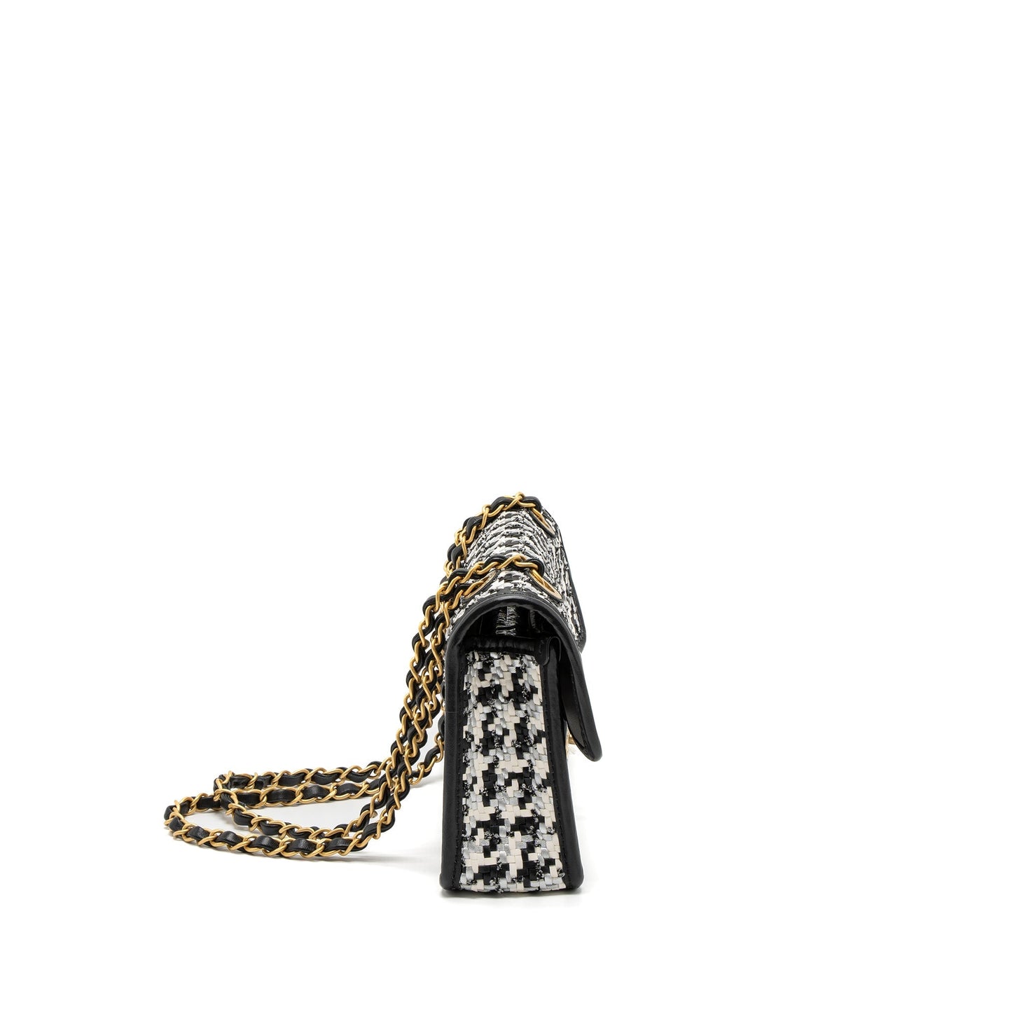 Chanel 23C Houndstooth Weaving Flap Bag Tweed/Lambskin Black/White Brushed  (Microchip)