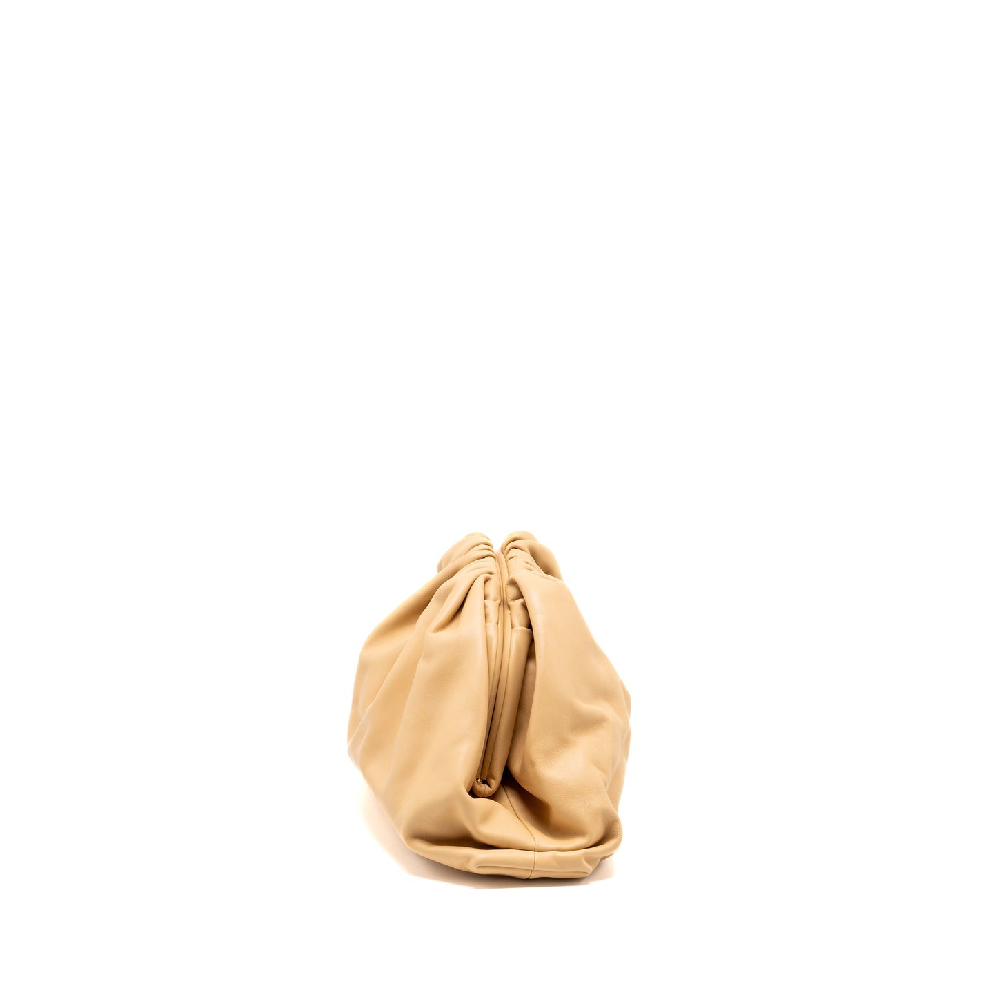 Bottega Veneta The pouch large leather clutch beige