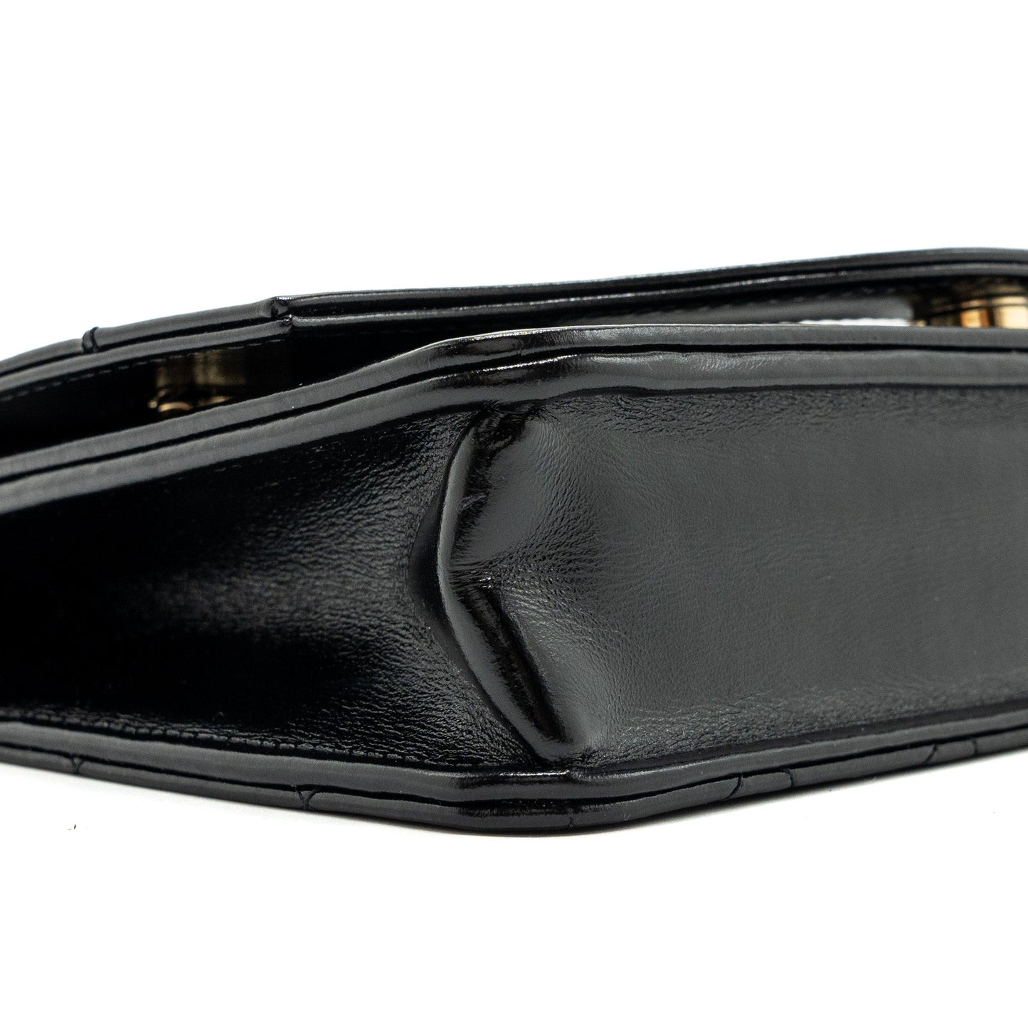 Chanel 24C 31 wallet on chain shiny calfskin black L (Microchip)