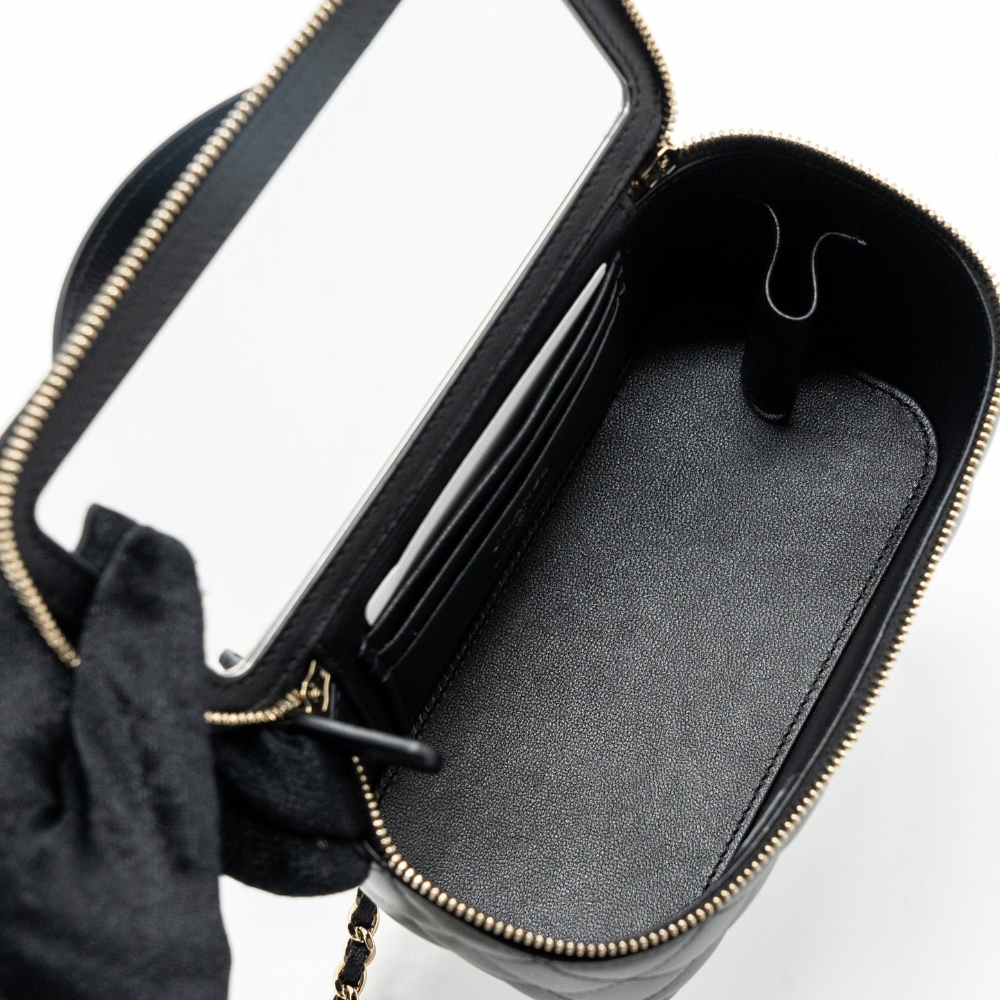 Chanel Top Handle Long Vanity With Chain Lambskin Black L(Microchip)