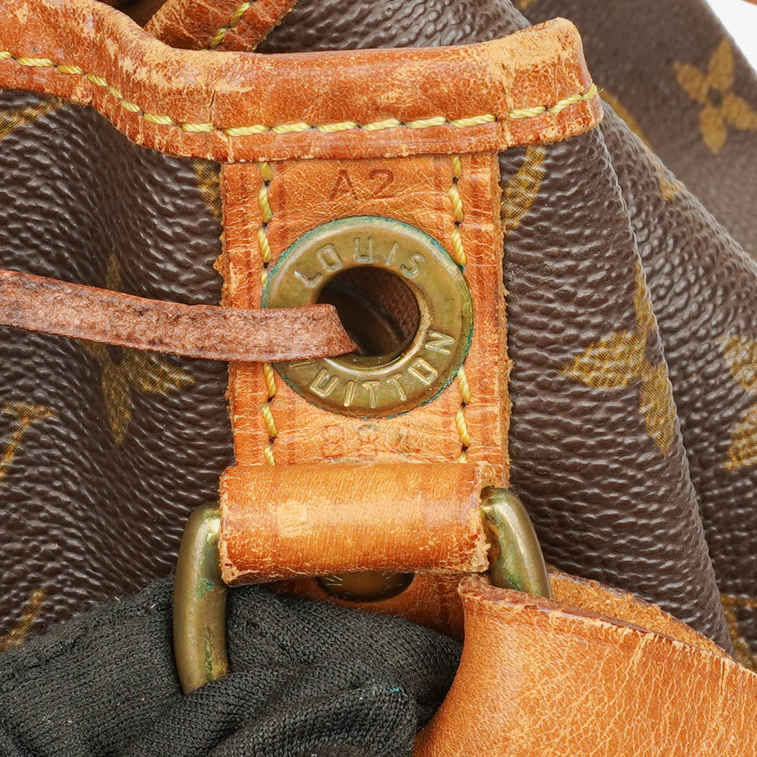 Louis Vuitton Noe GM Monogram Canvas Shoulder Bag