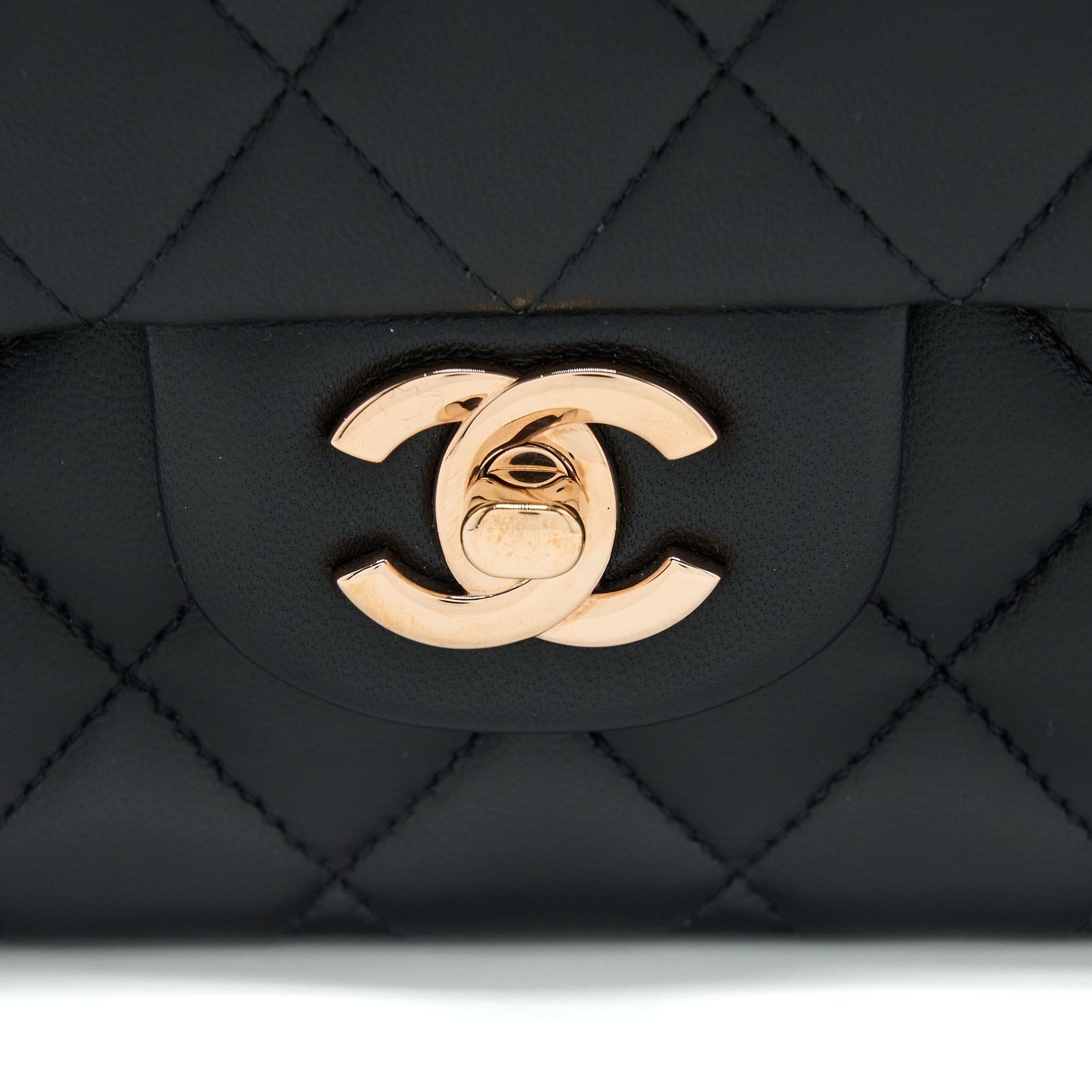 Chanel Medium Classic Flap Bag Lambskin Black R (Microchip)