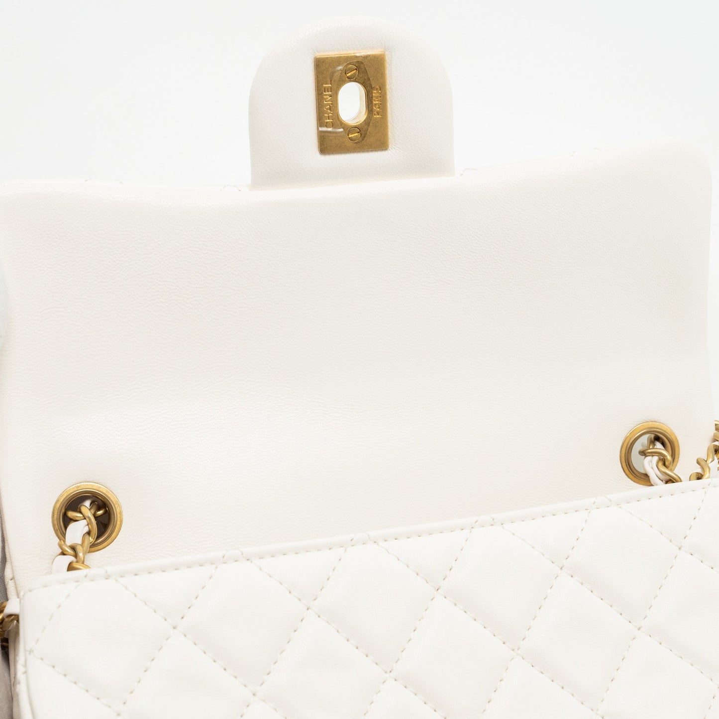 Chanel pearl crush mini rectangular flap bag lambskin White (microchip)