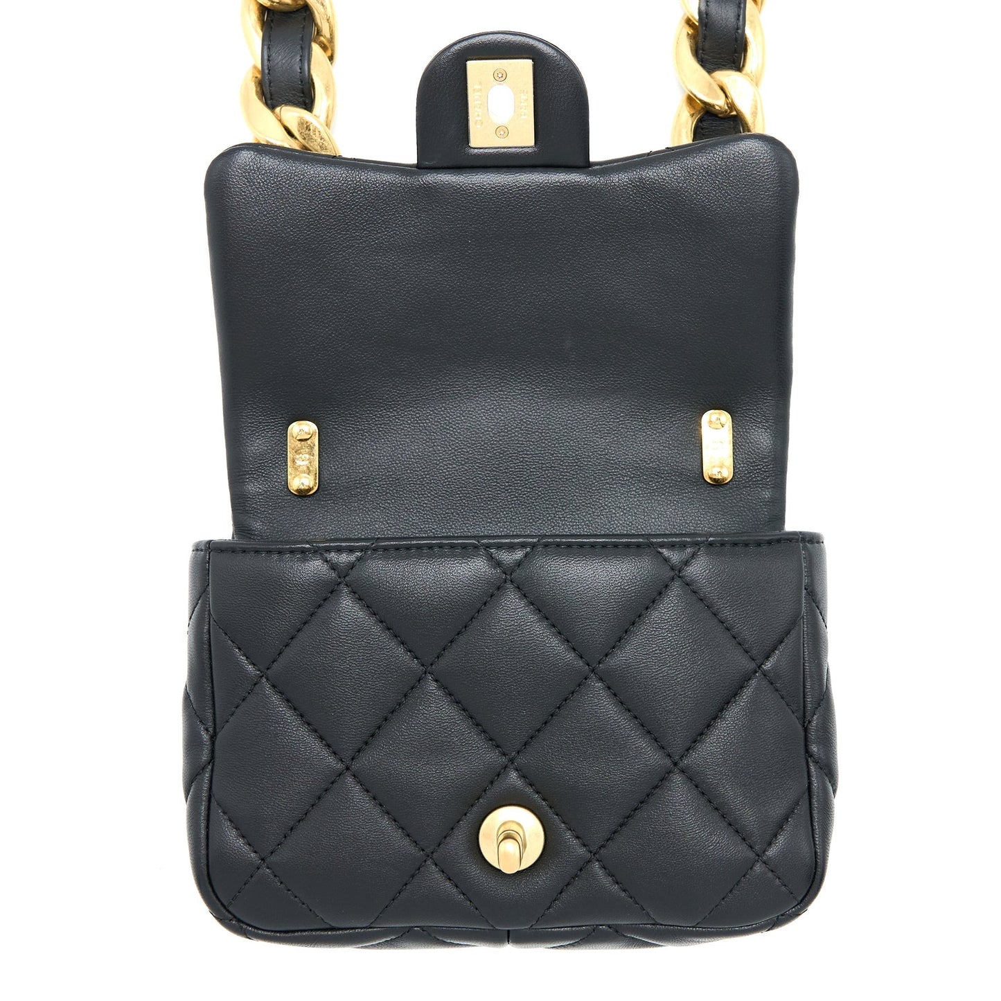 Chanel 22S Giant Chain Flap Shoulder Bag Lambskin Black  (Microchip)