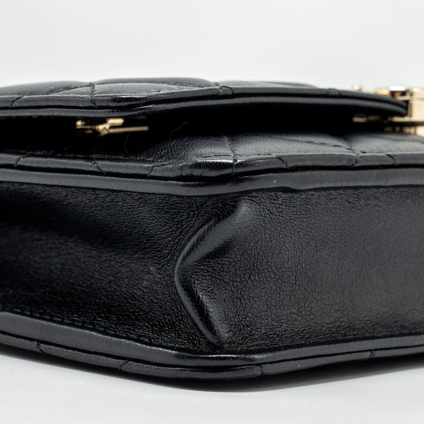 CHANEL leather top handle wallet on chain lambskin black L (microchip)