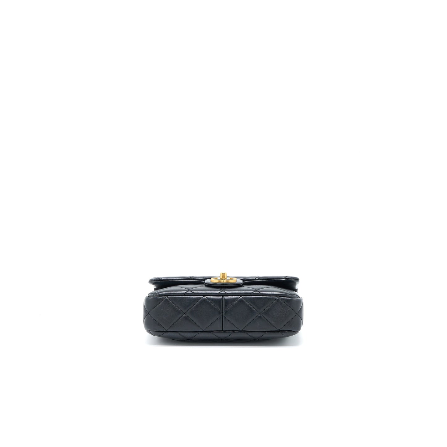 Chanel 22P Enemal Flap Bag Lambskin Black  (Microchip)