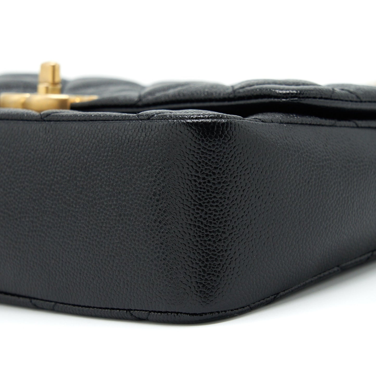 Chanel 22P Medium Melody Bag Grained Calfskin Black