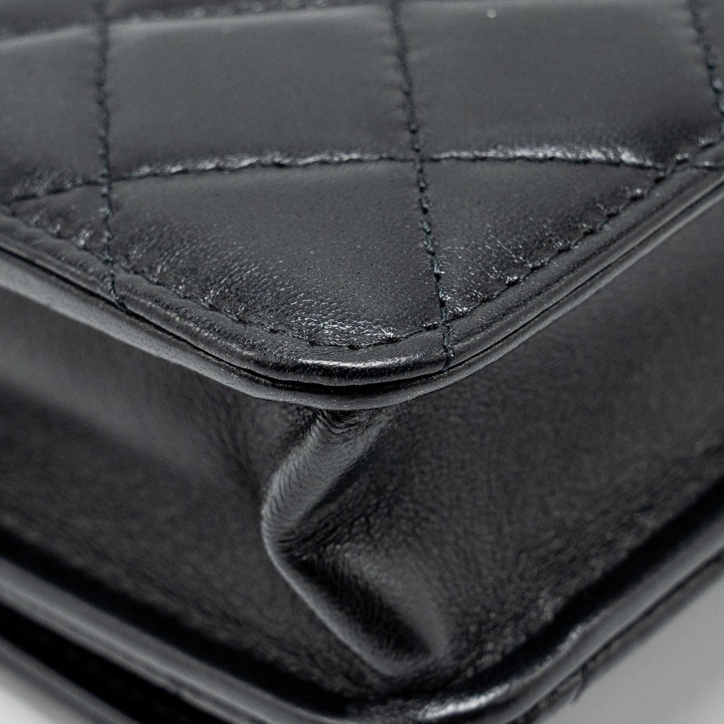 CHANEL leather top handle wallet on chain lambskin black L (microchip)