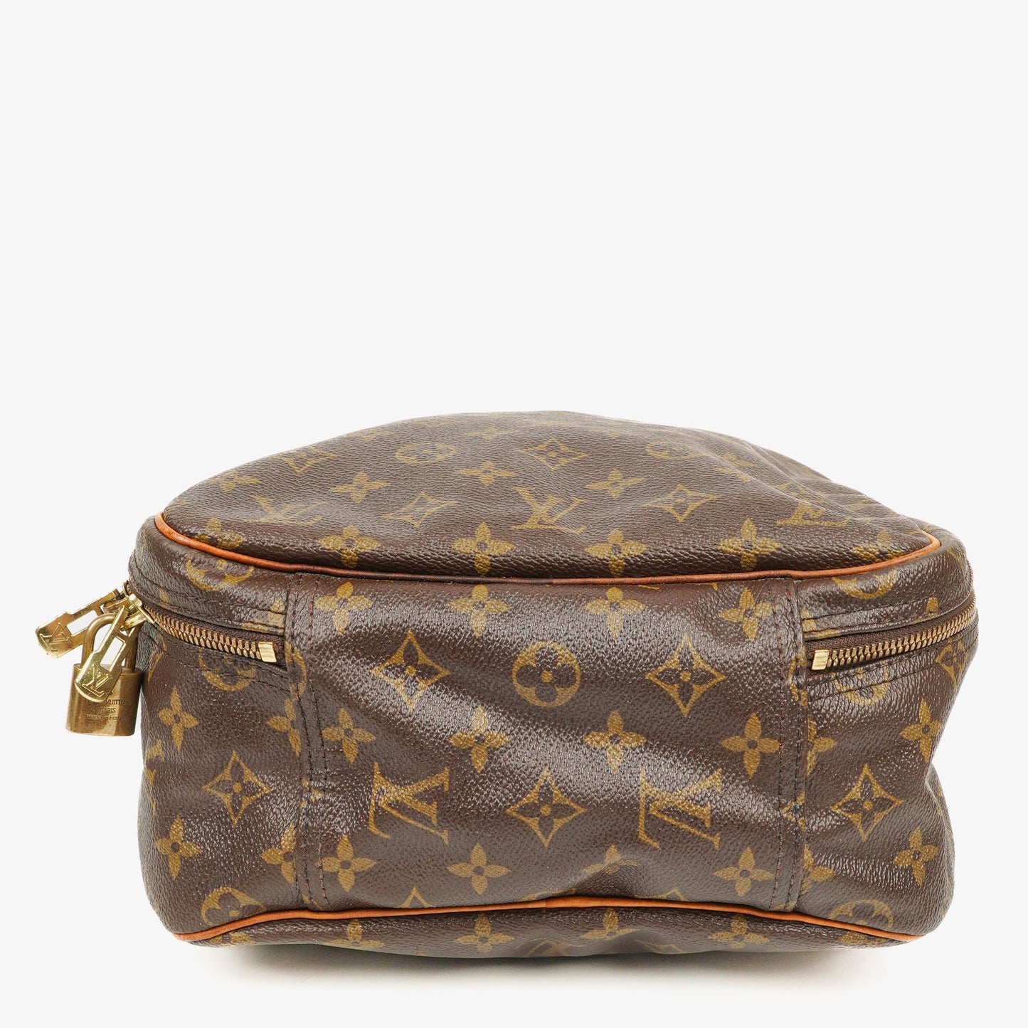 Louis Vuitton Excursion Monogram Canvas Travel Bag
