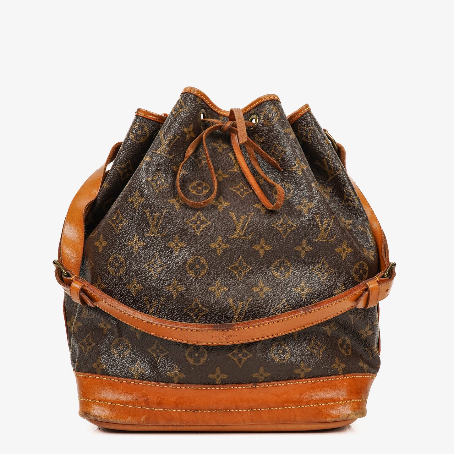 Louis Vuitton Noe Grande GM Monogram Canvas Shoulder Bag