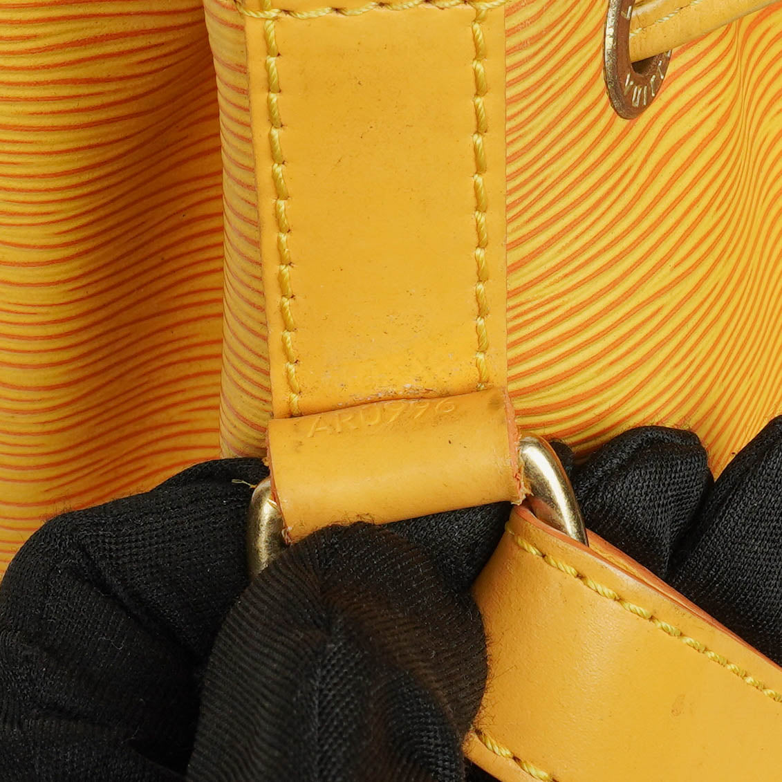Louis Vuitton Noe Grande GM Yellow Epi Leather Shoulder Bag