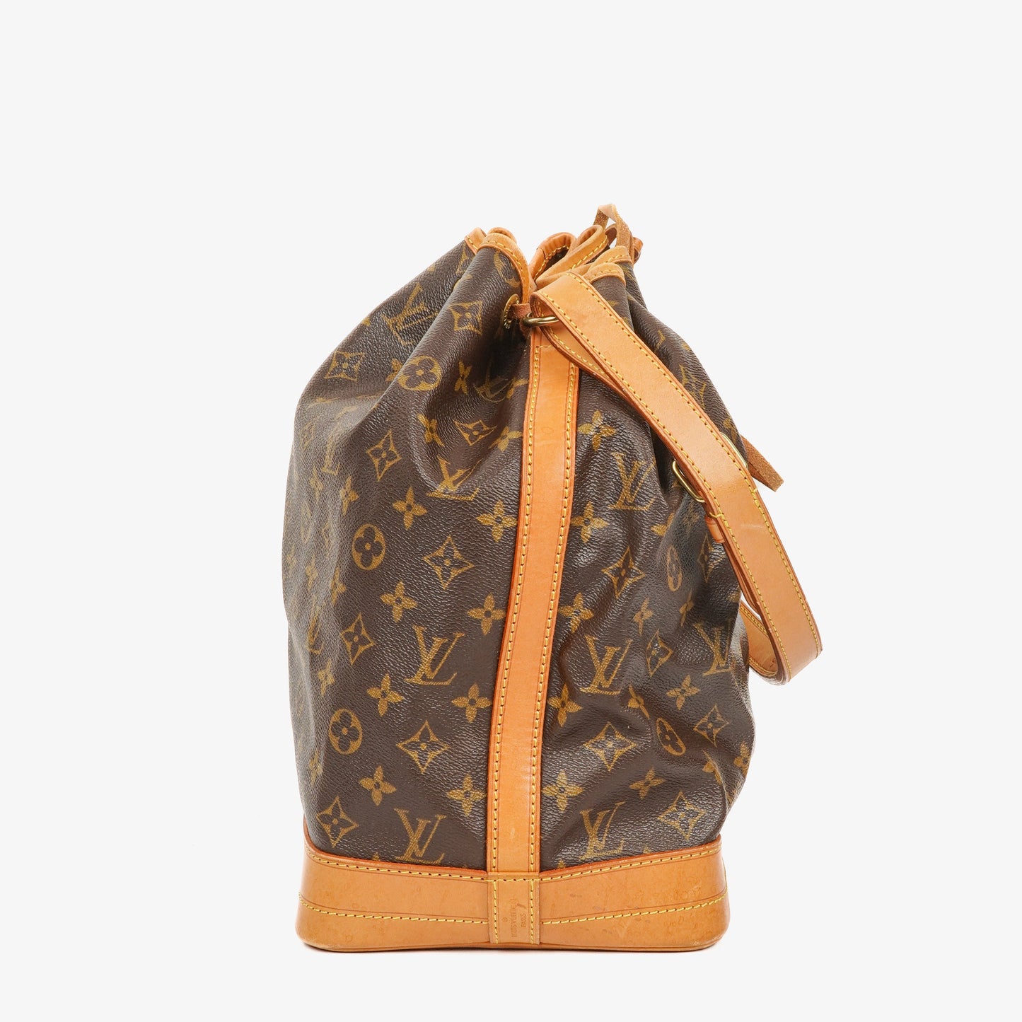Louis Vuitton Noe Grande GM Monogram Canvas Shoulder Bag