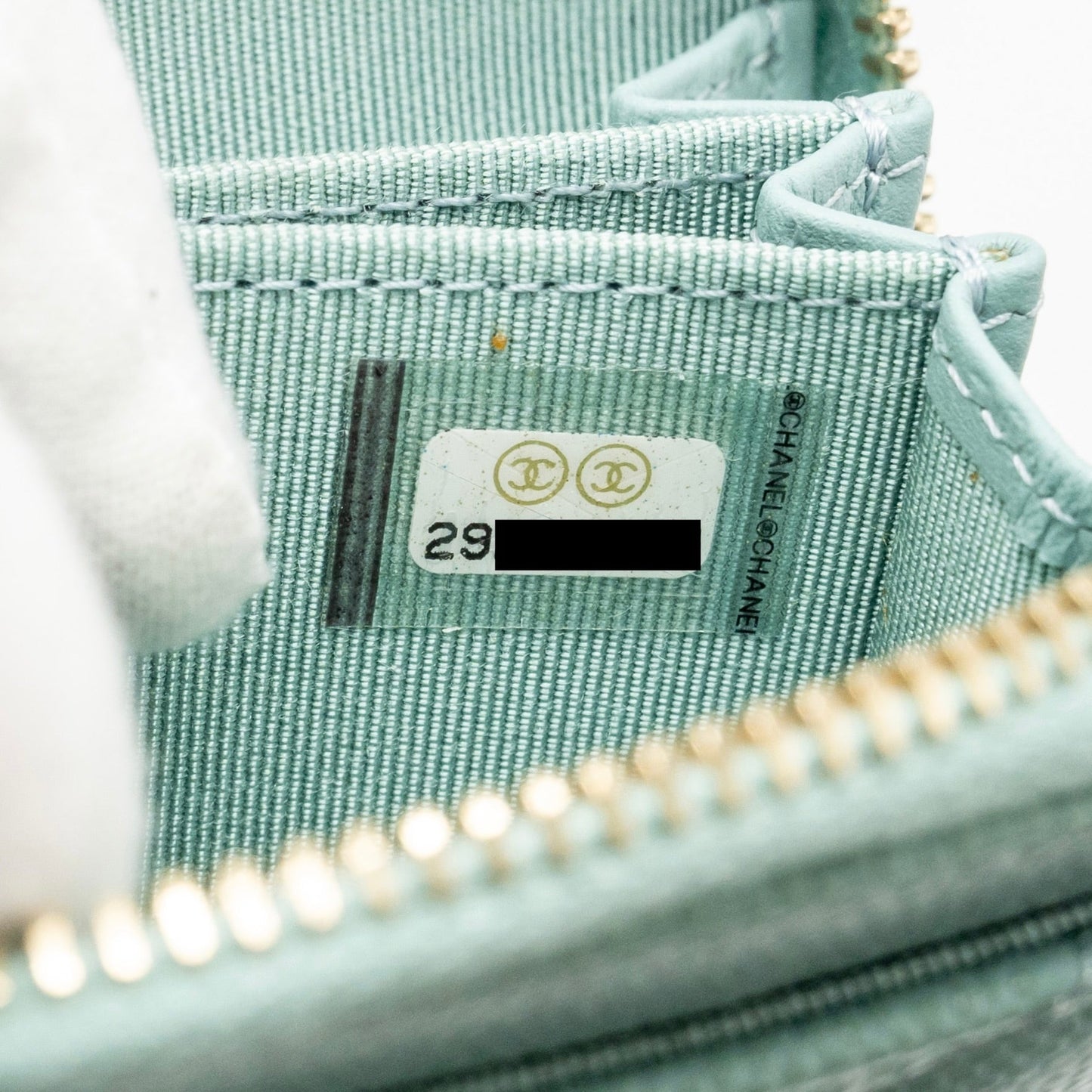Chanel Zip Card Holder Caviar Light Green L