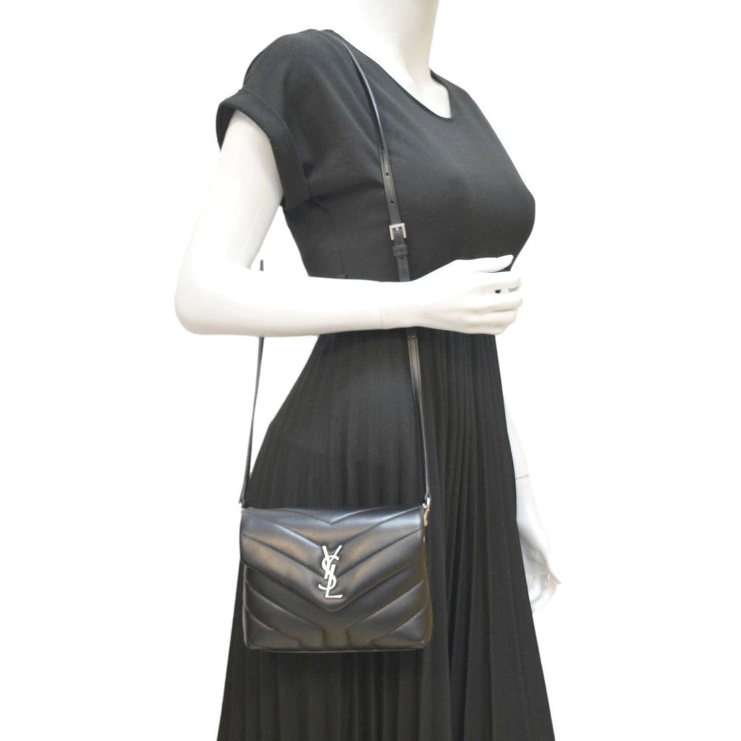 YVES SAINT LAURENT Loulou Toy Quilted Leather Crossbody Bag Black
