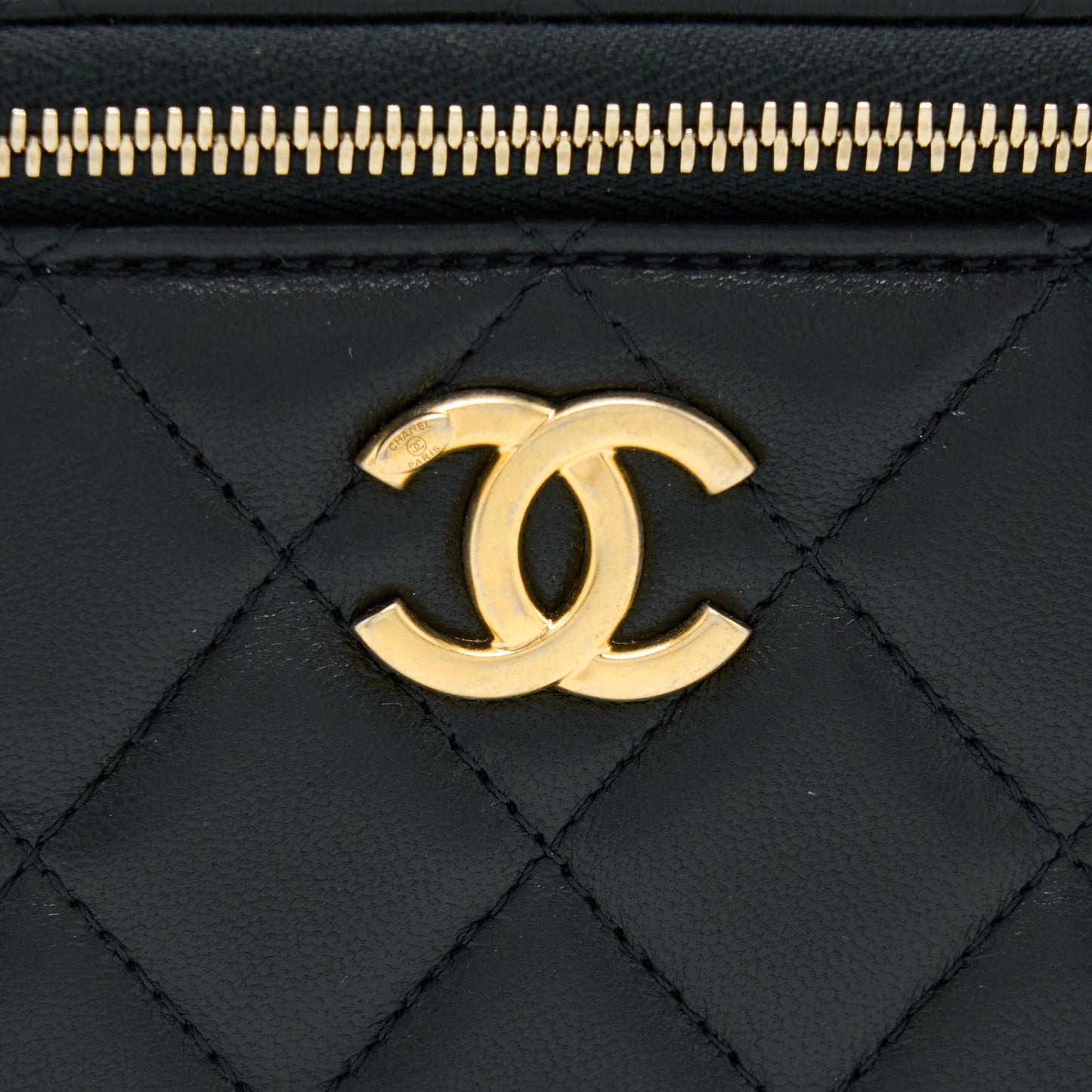Chanel Leather Chain Top Handle Long Vanity Lambskin Black